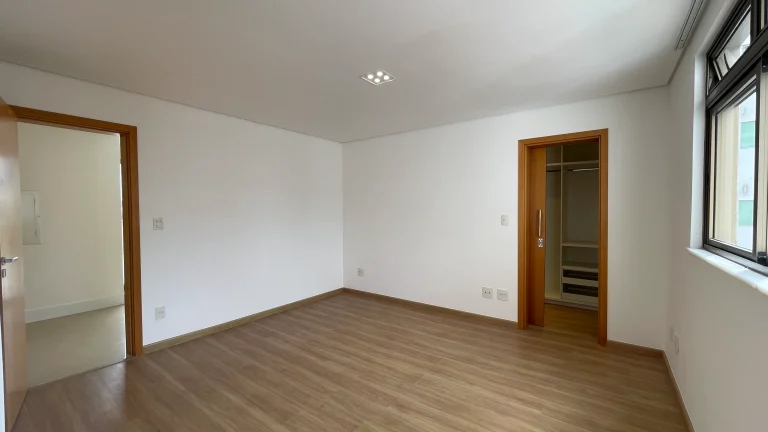 cobertura-em-juiz-de-fora-44-apt-sh-jf-342m