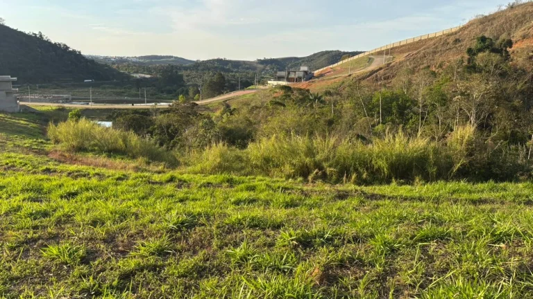 Terreno a venda em Juiz de Fora
