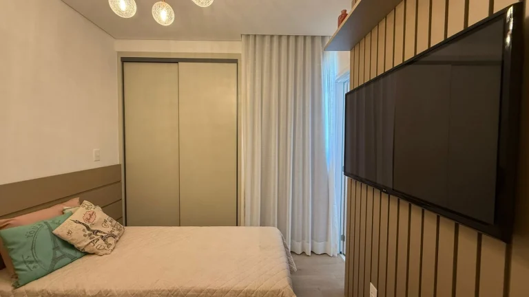 084fcea2-6daf-44a0-bc15-c955e07e27bb